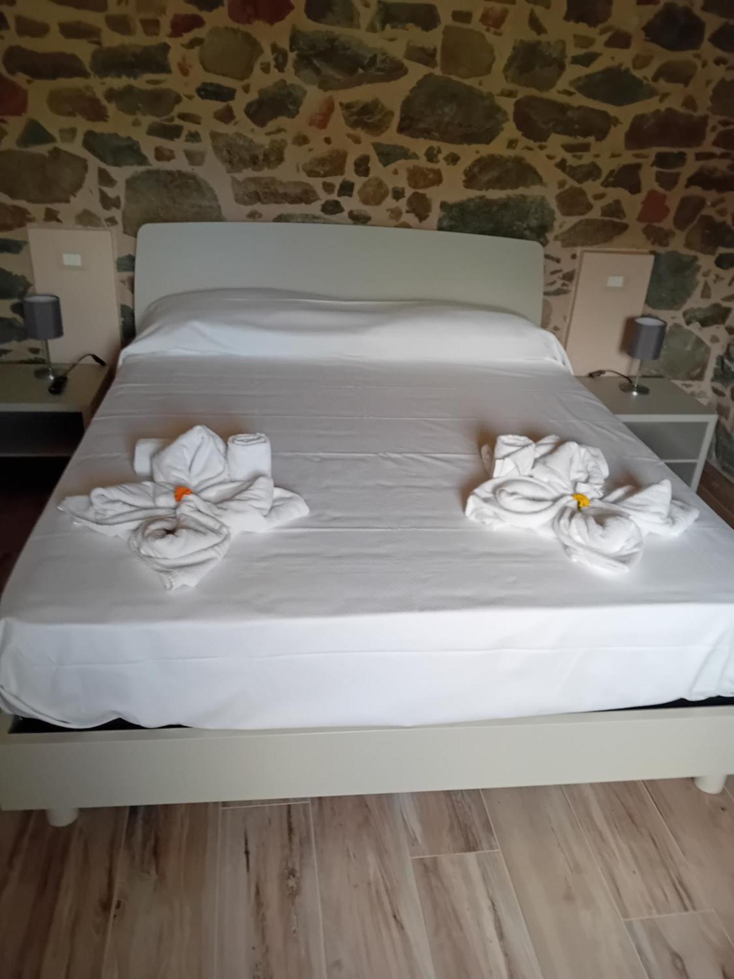 Casa Vacanze Raggio Di Sole Grotte  客房 照片